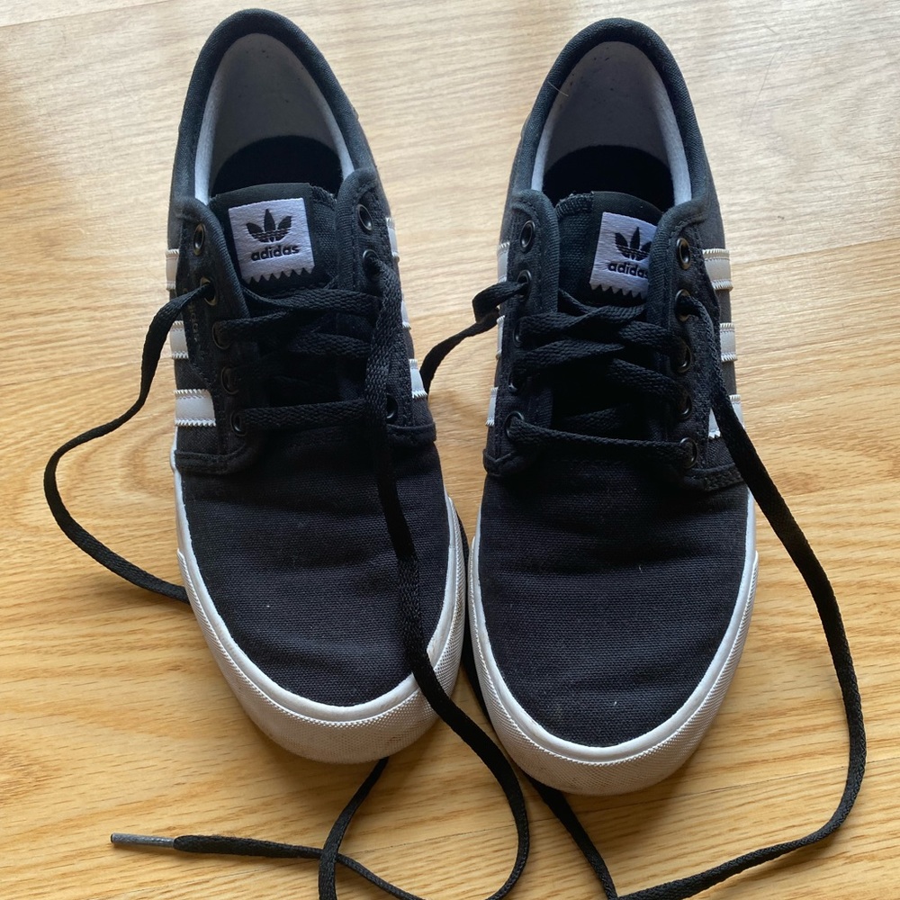 Adidas sneakers size 4.5